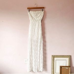 • white lace maxi dress •